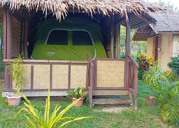 Tony\'S Country Glamping With Chalet With Private Wash Room Accommodation