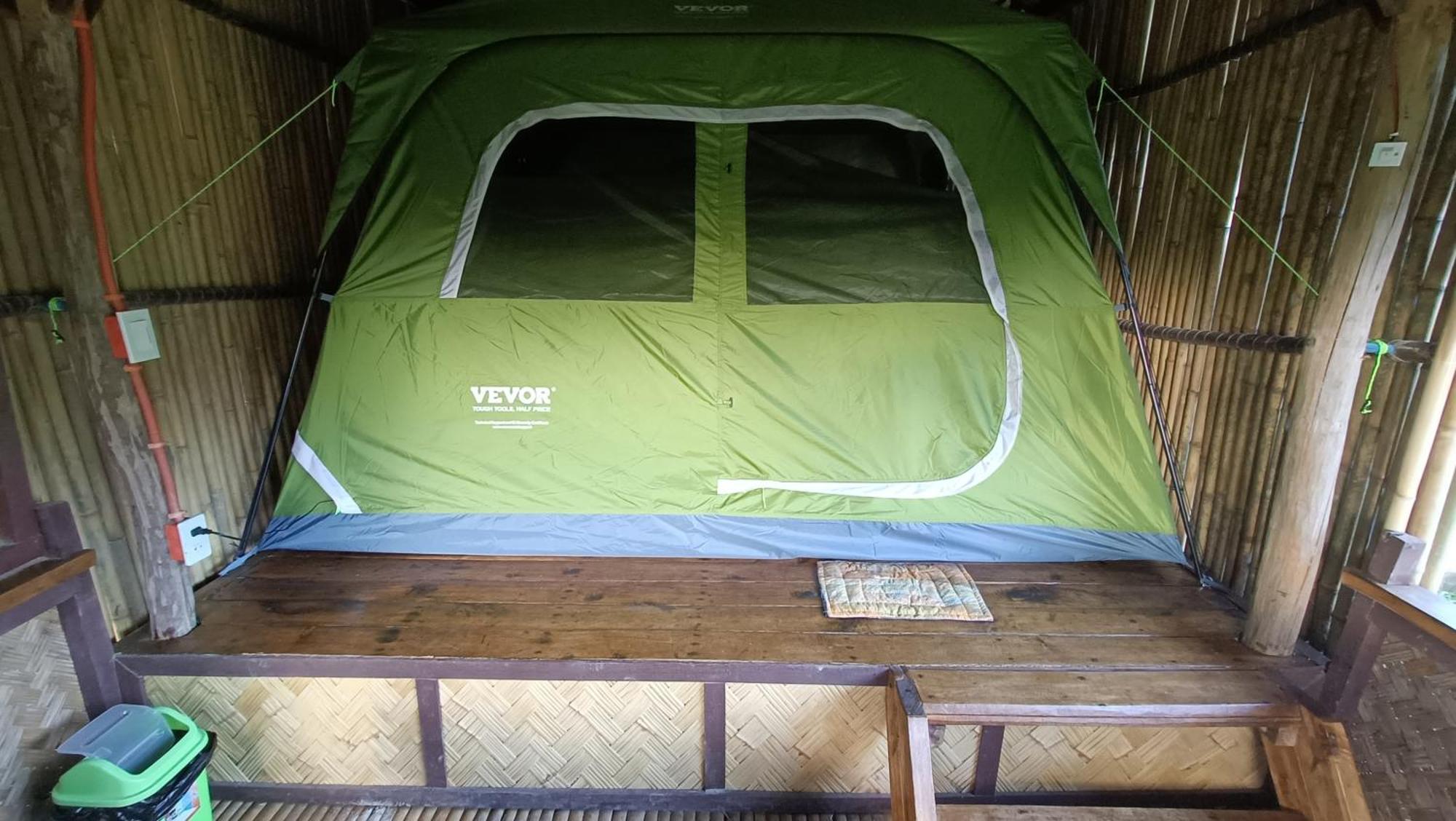 Tony's Country Glamping With With Private Wash